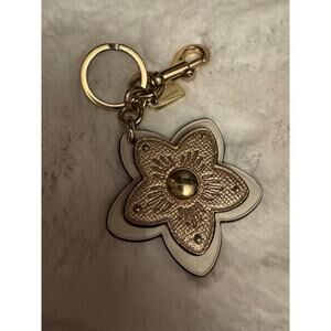 Coach tea rose key chain cream